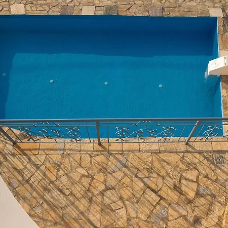 Sun And Stone Villa