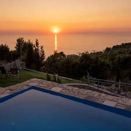 Вилла Sun And Stone Атанион