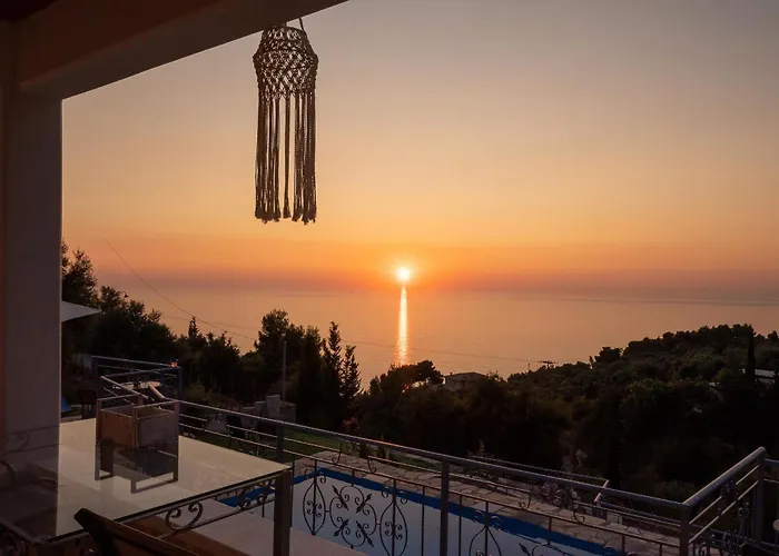 Sun And Stone Athánion