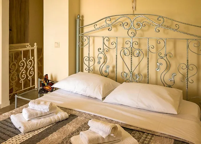 Sun And Stone Athánion